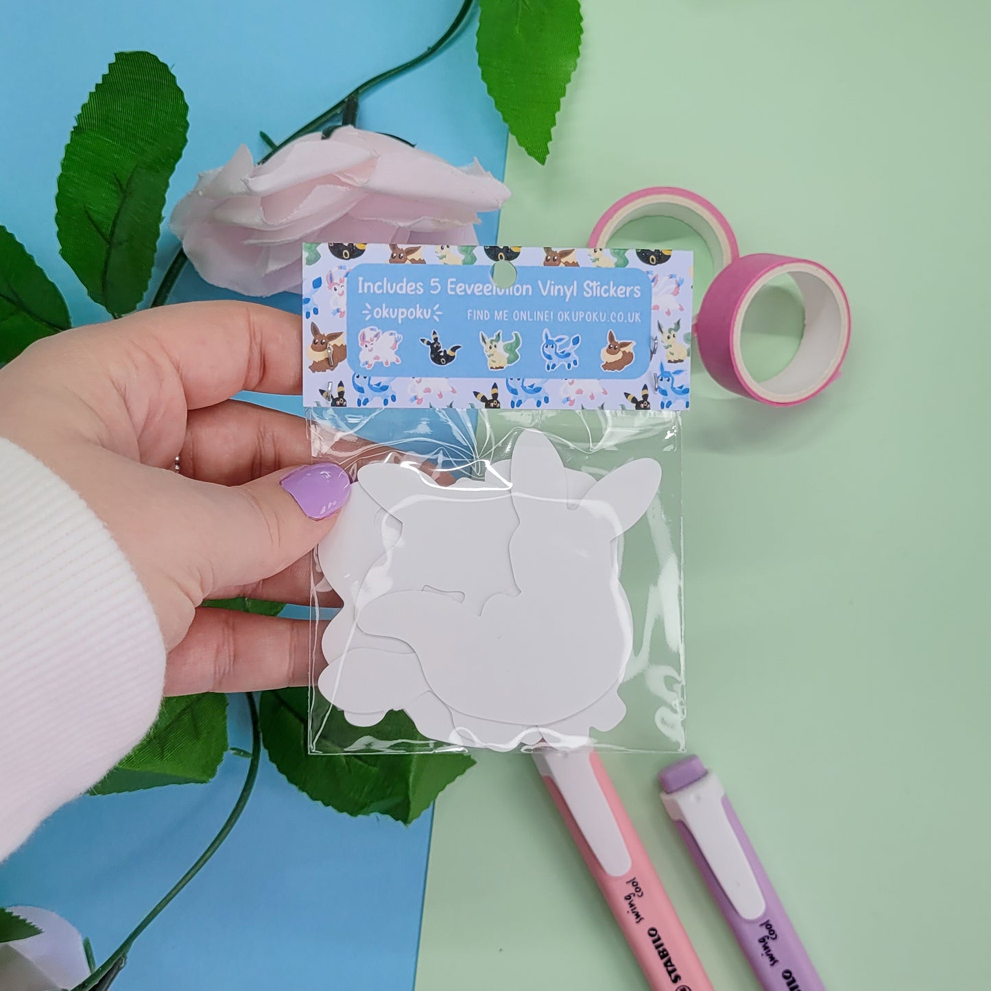 Eeveelutions pack one stickers, Featurs 5 pokemon stickers including eevee, sylveon, Leafeon, Umbreon and Glaceon