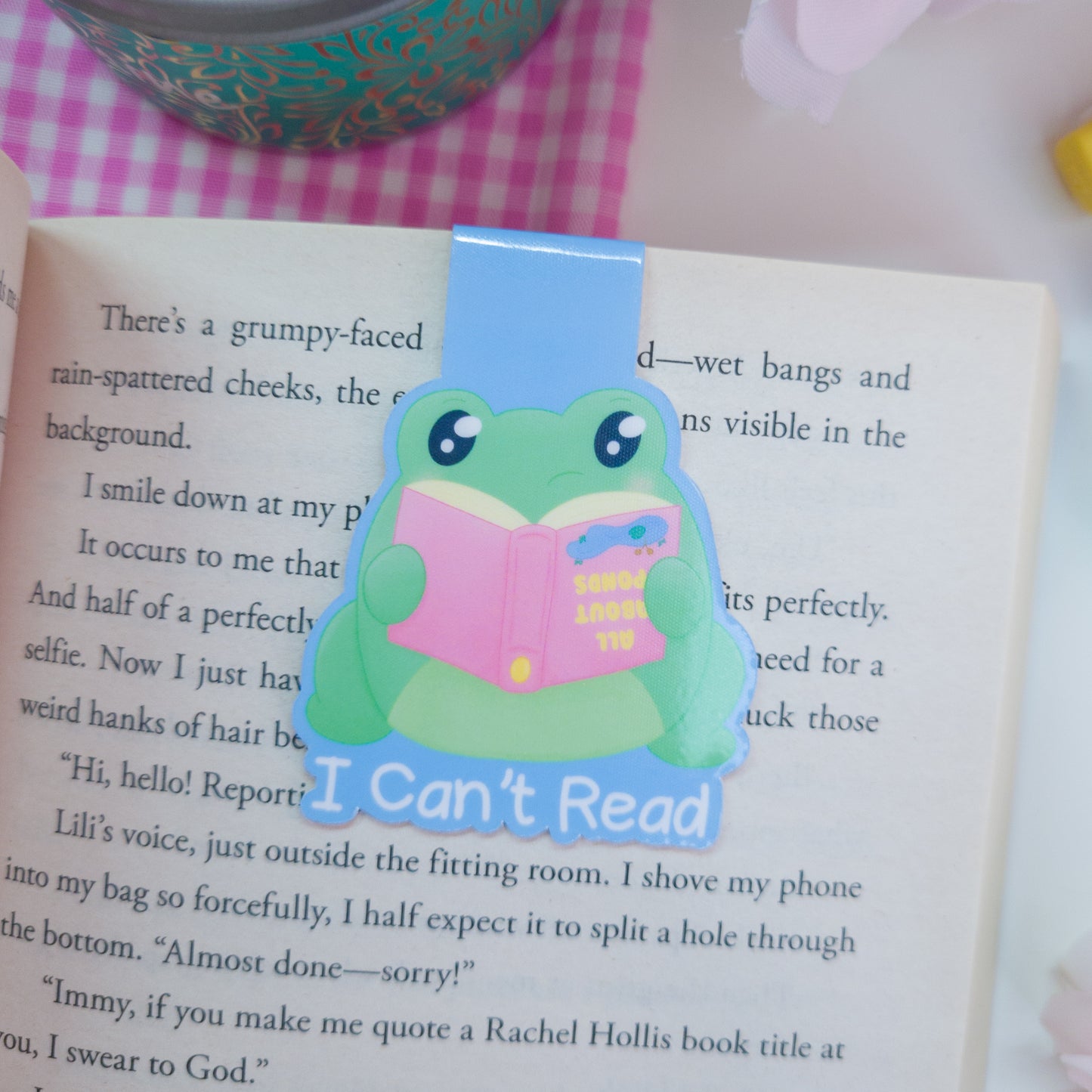 Fribbit the frog magnetic bookmar, featuring the text "I can't read"
