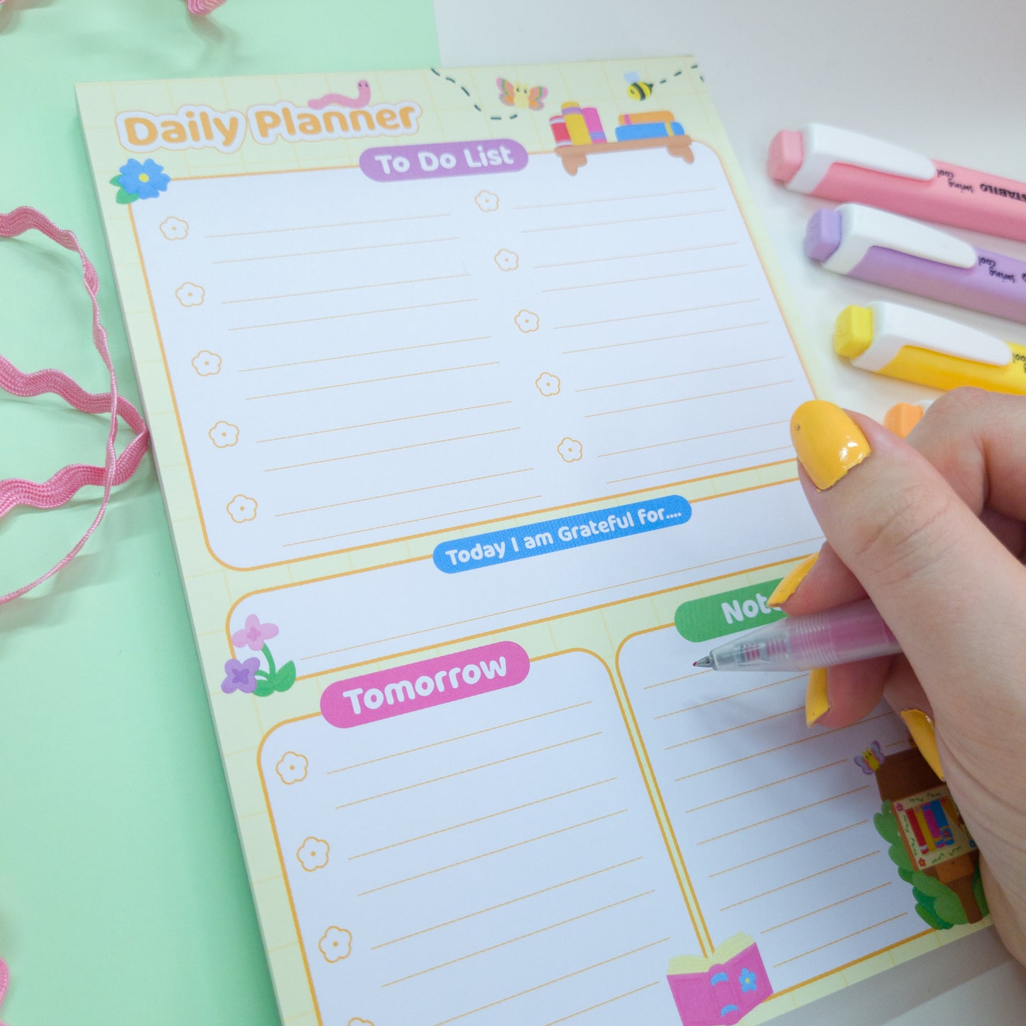 A5 notepad daily planner, bookish bugs planner