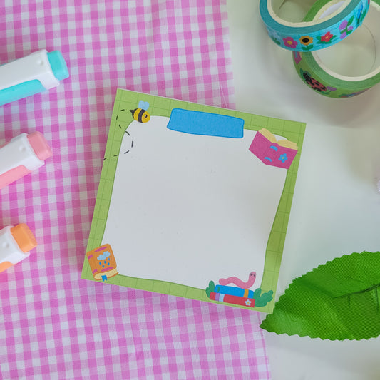 Books and bugs memo pad, 80mm in size square memo pad for your desk